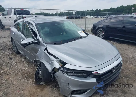 2020 Honda Insight Touring z USA, uszkodzony, nr VIN 19XZE4F99LE013492